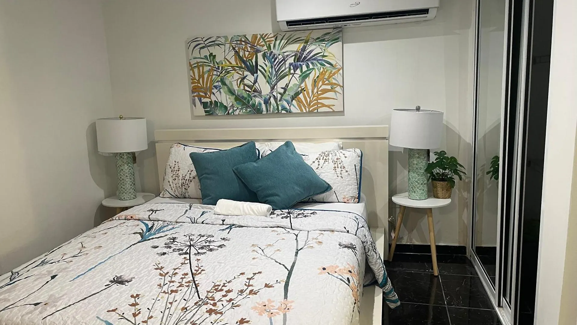 Casa De Verde Suites At Ocean Park San Juan